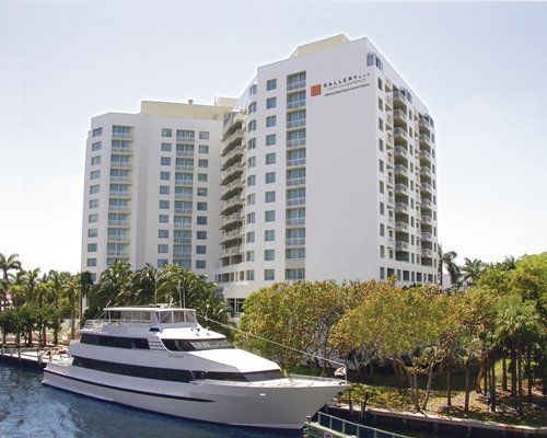 Gallery One Ft Lauderdale A Doubletree Suites By Hilton