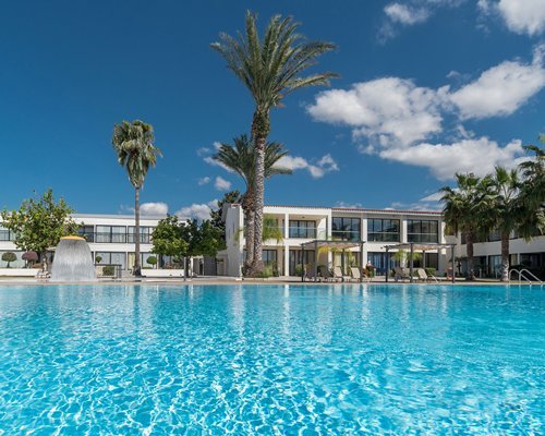 Royal Blue Hotel &Amp; Spa Paphos